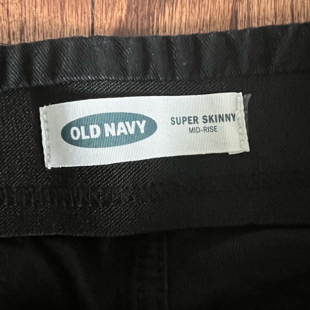 Black old navy Jeggings - Picture 2 of 4